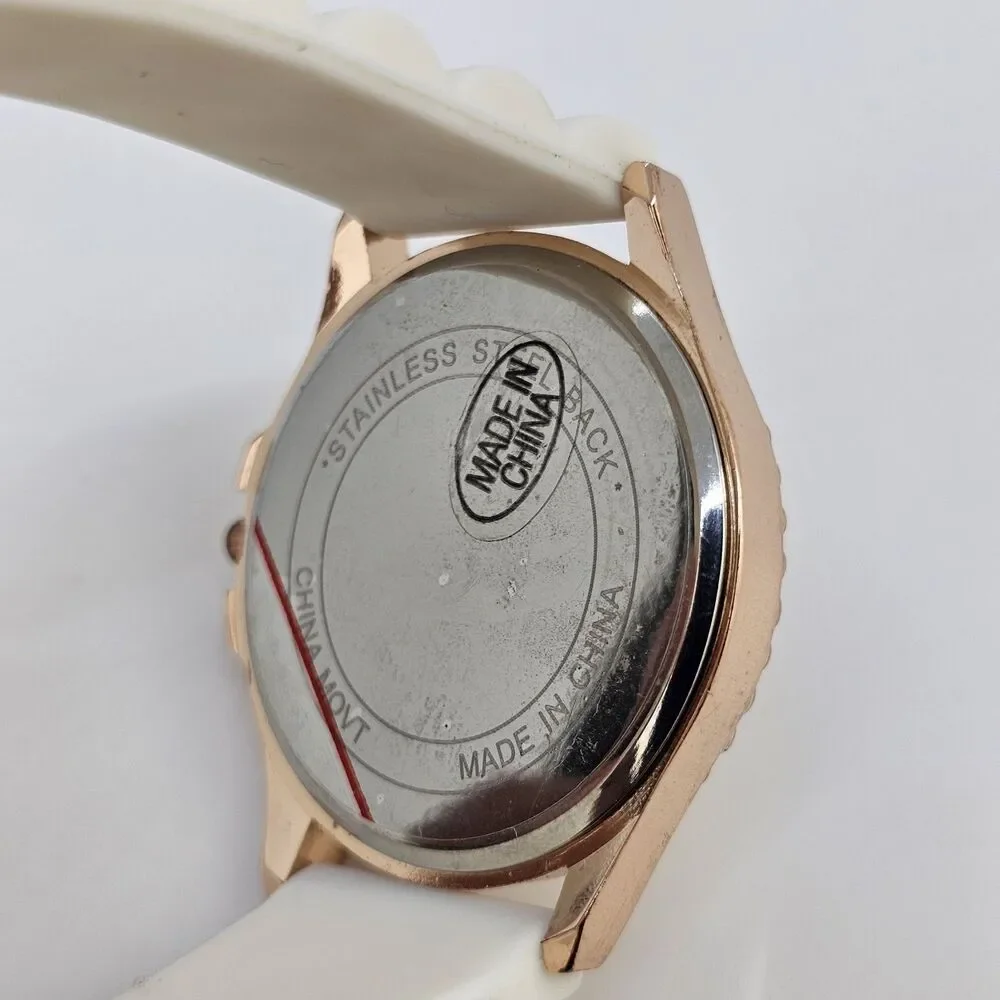 Hearts Dial‎ Women's Watch 38MM Gold Bezel White Plastic Bands New Battery